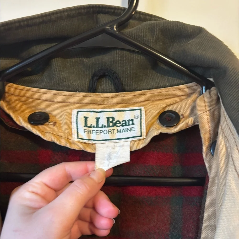 Vintage L.L Bean Barn Coat Flannel lined Canvas Workwear - Picture 2 of 7